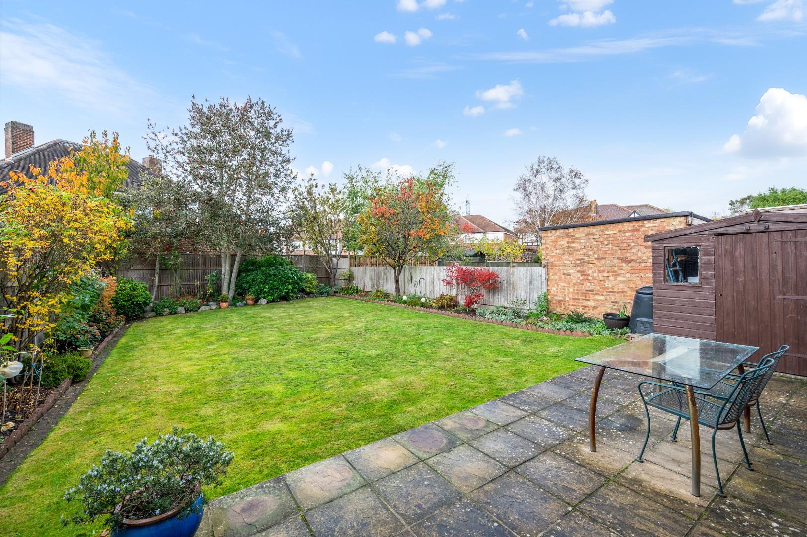 Mayfair Avenue, Worcester Park | The Personal Agent